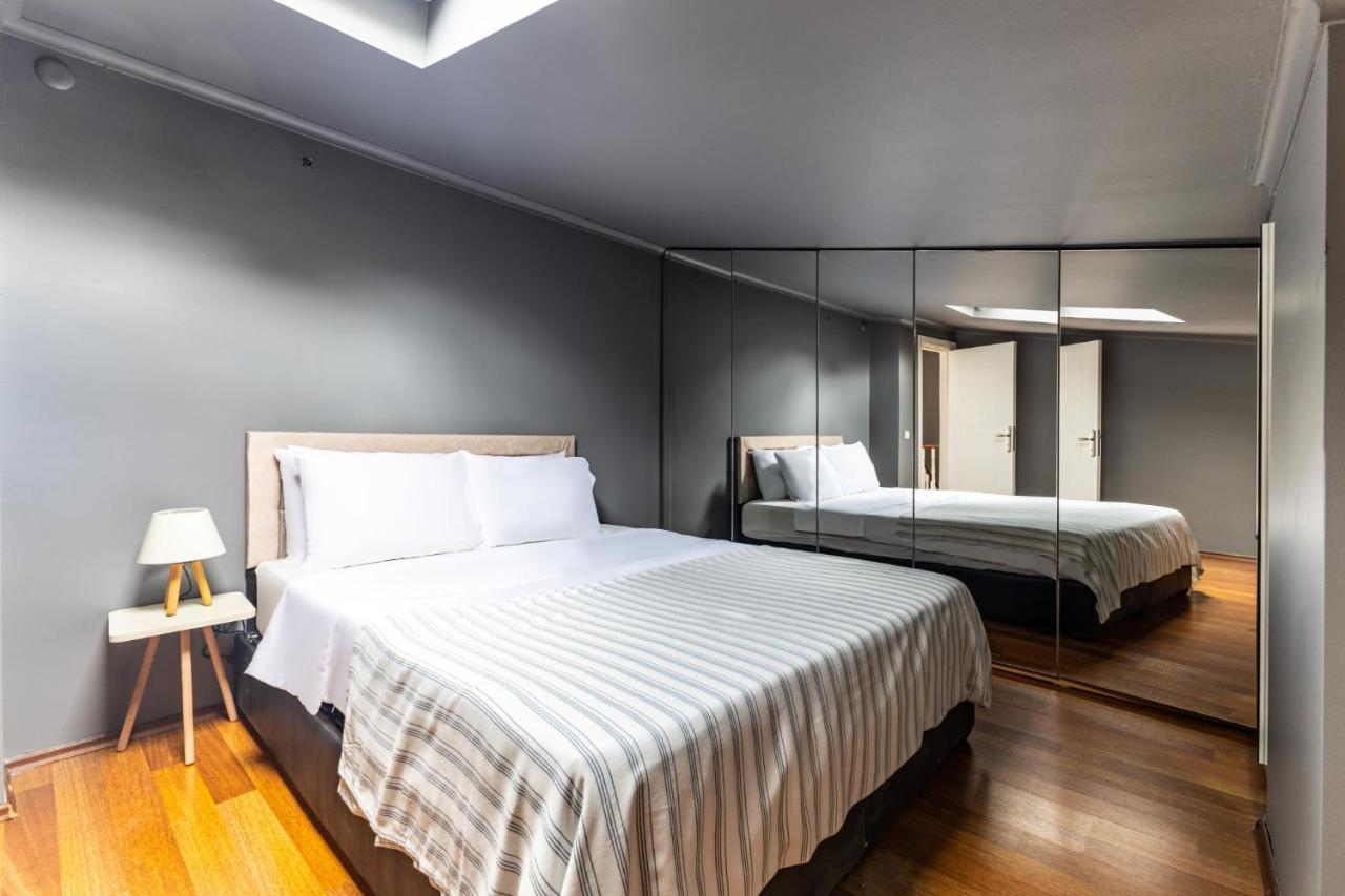 Duplex Flat W Panoramic Bosphorus View And Terrace Leilighet Istanbul Eksteriør bilde