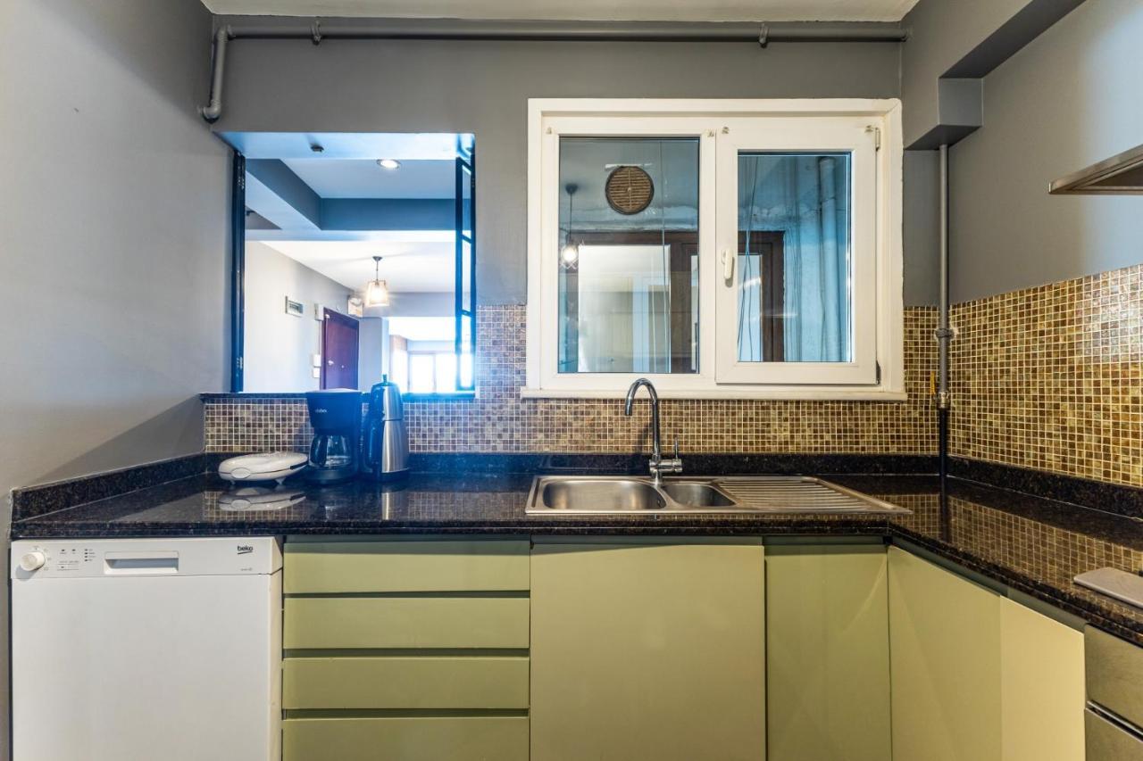 Duplex Flat W Panoramic Bosphorus View And Terrace Leilighet Istanbul Eksteriør bilde