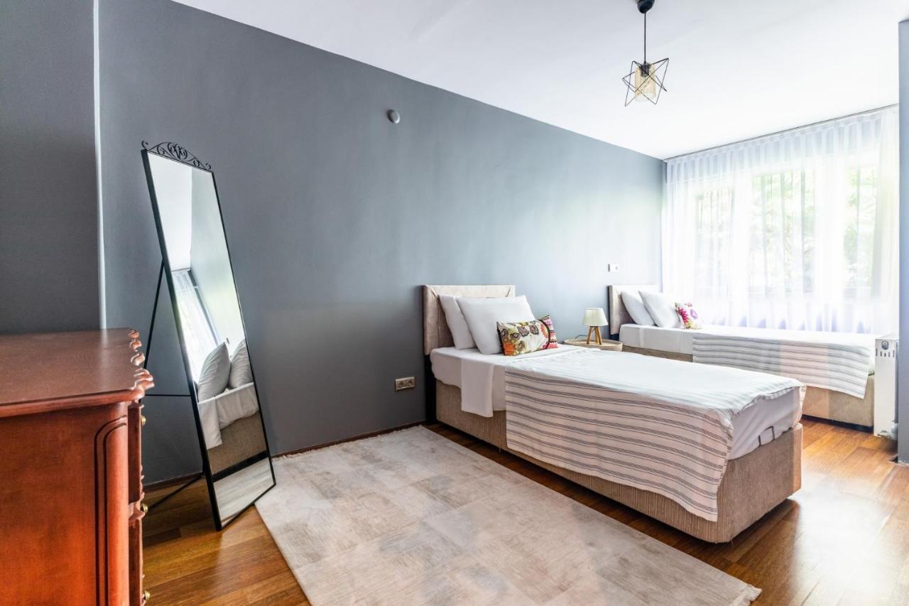 Duplex Flat W Panoramic Bosphorus View And Terrace Leilighet Istanbul Eksteriør bilde