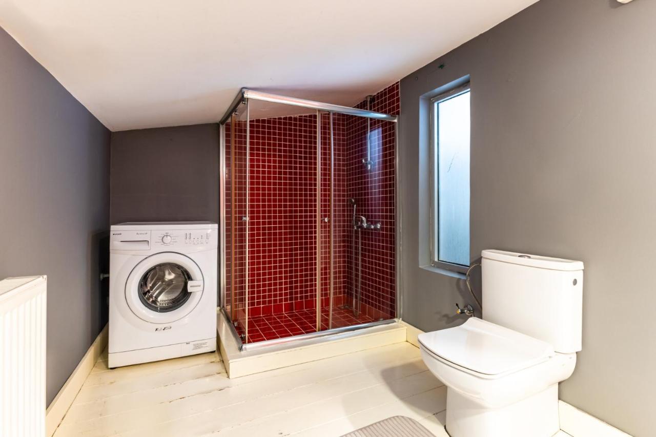Duplex Flat W Panoramic Bosphorus View And Terrace Leilighet Istanbul Eksteriør bilde